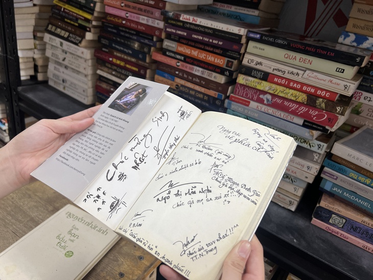 Sách của tôi, tôi viết ghi chú để nhớ, có gì là xấu?