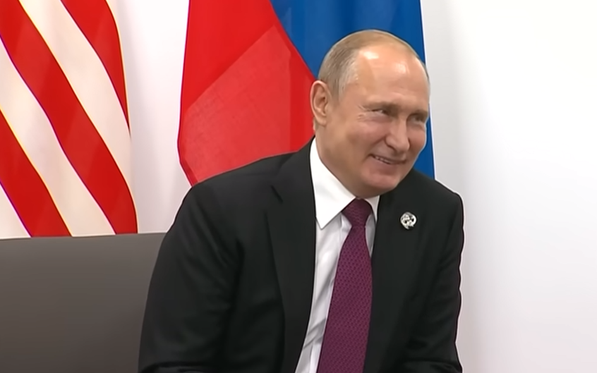 Russia Reacts to Trump’s Shortened Ceasefire Deadline After He ...