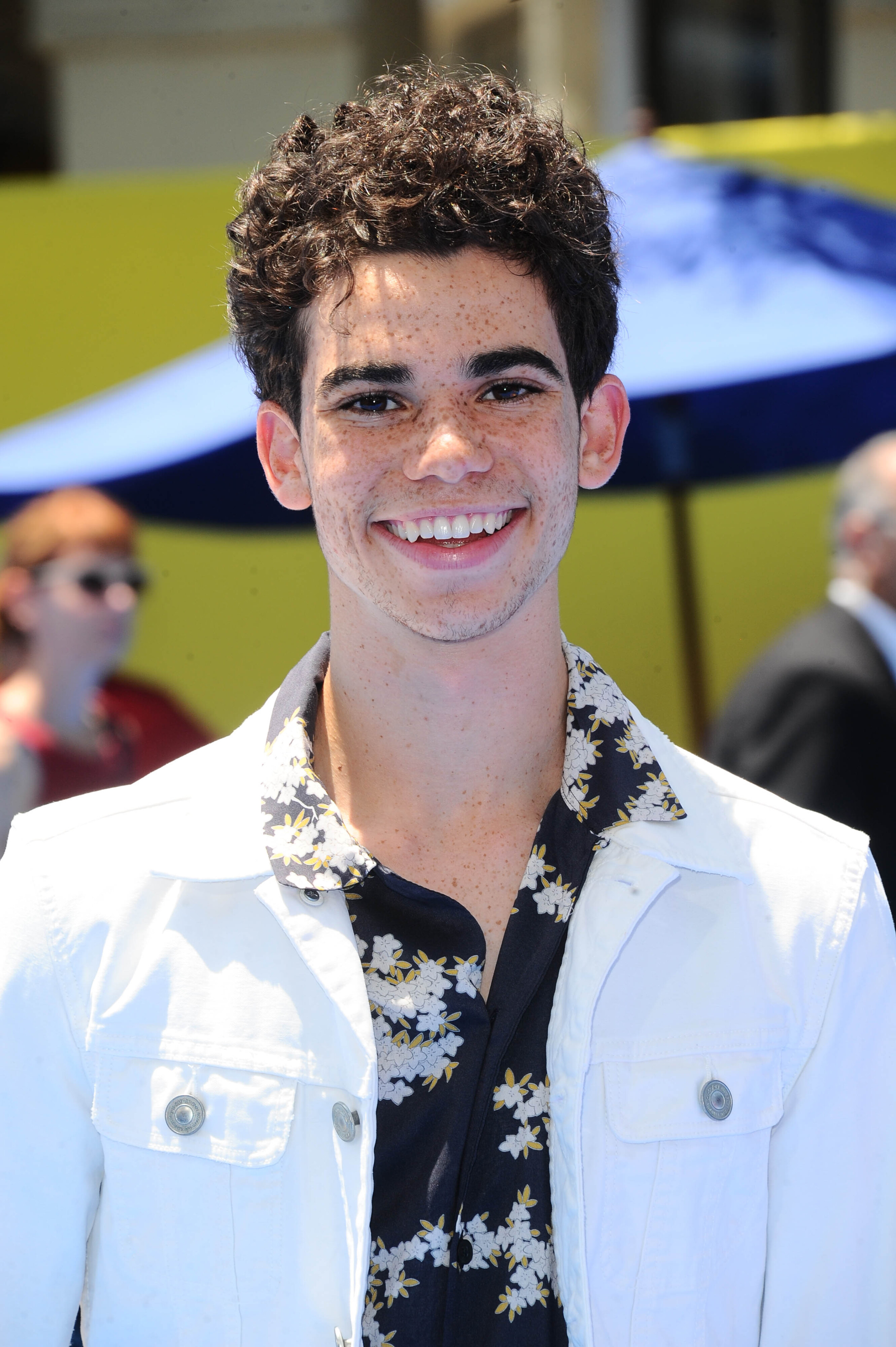 Cameron Boyce's mum thanks Adam Sandler for subtle tribute to late son(01)