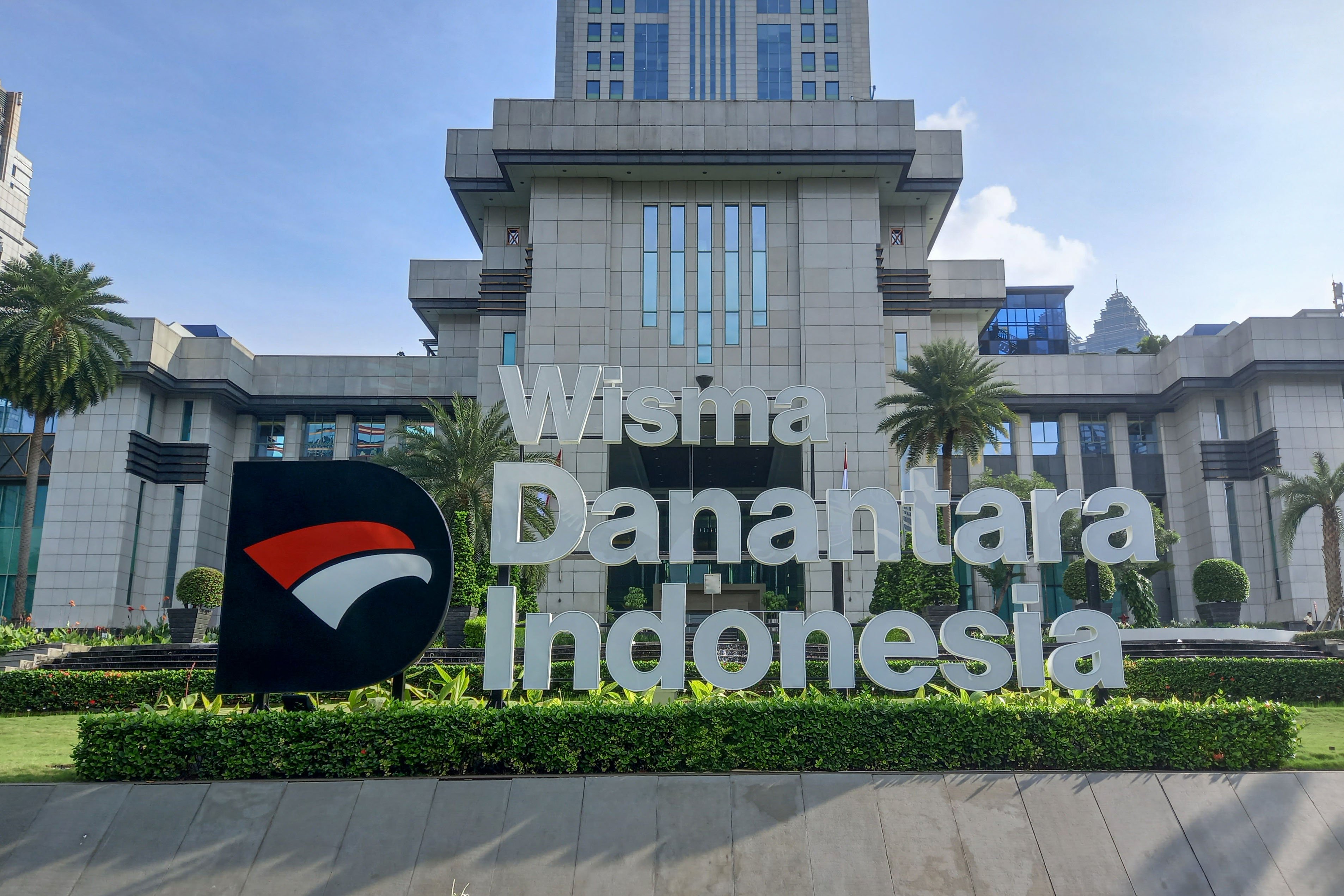 PLN Jadi Pembeli Utama Proyek Waste to Energy Danantara