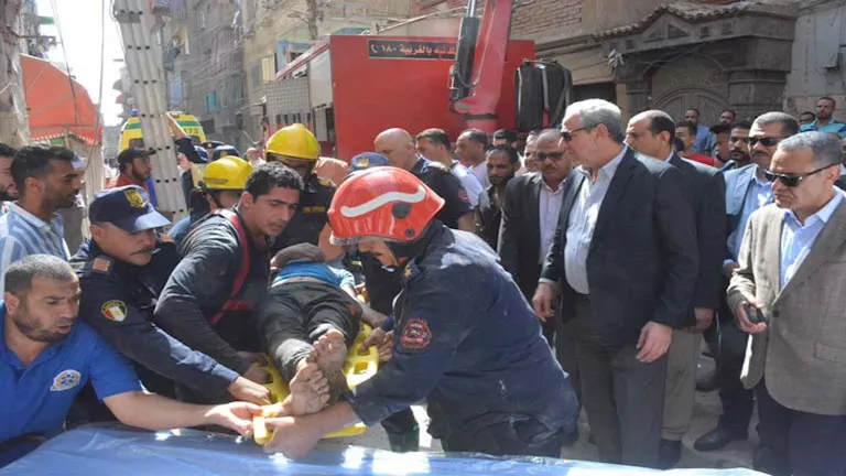 انهيار منزل قديم بالغربية