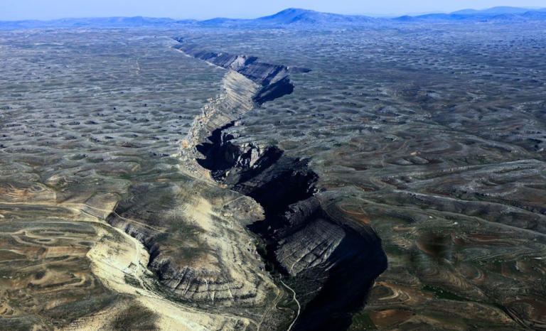 Earthquake california fault line