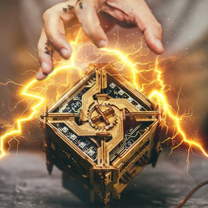 The Tesla Puzzle Box Sparks Kickstarter Frenzy The Tesla Puzzle Box Sparks Kickstarter Frenzy