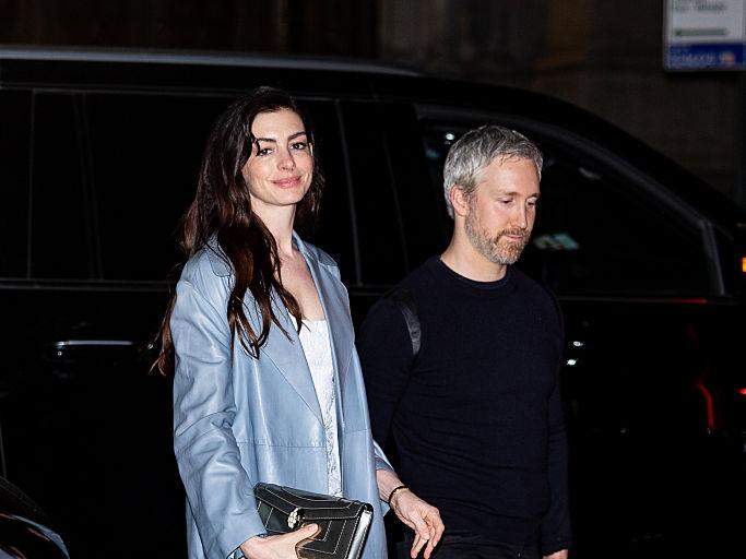 Anne Hathaway e Adam Schulman, 17 anni di amore: chi è il marito dell