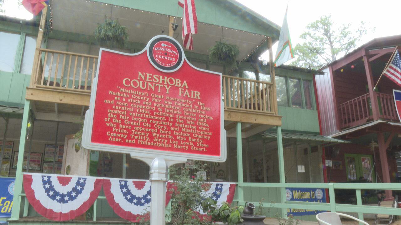 Neshoba County Fair political speaking continues Thursday Neshoba County Fair political speaking continues Thursday