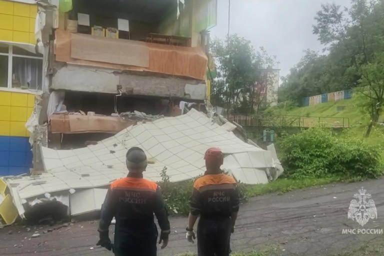 Russia earthquake damage and deaths