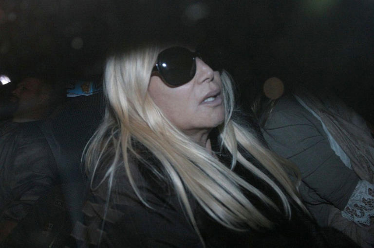 Susana Gimenez visits family of Argentine actress Romina Yan at the San Isidro Hospital on September 28, 2010 in Buenos Aires, Argentina. Romina Yan died of heart attack at age 36. (Photo by Gustavo Munoz/LatinContent via Getty Images)