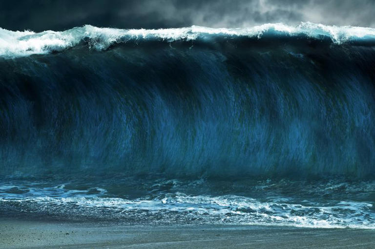 Most recent tsunami in hawaii