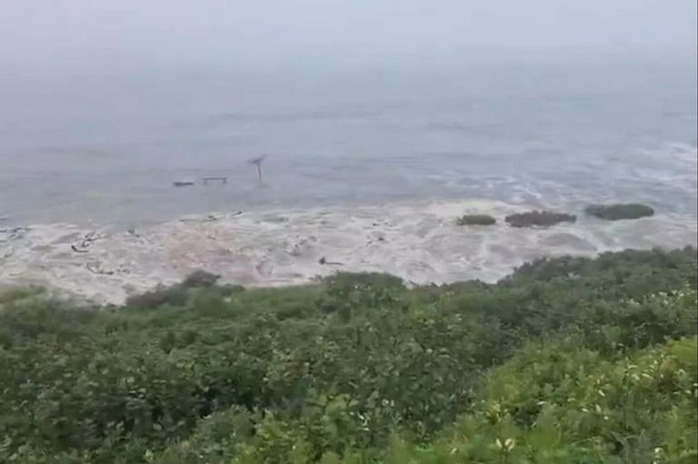 Current tsunami alerts