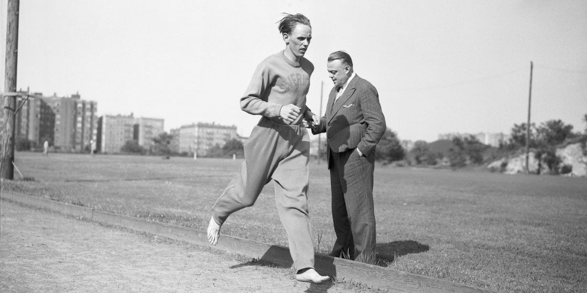 Storia del running: Gunder Hägg, la leggenda svedese che rivoluzionò il ...