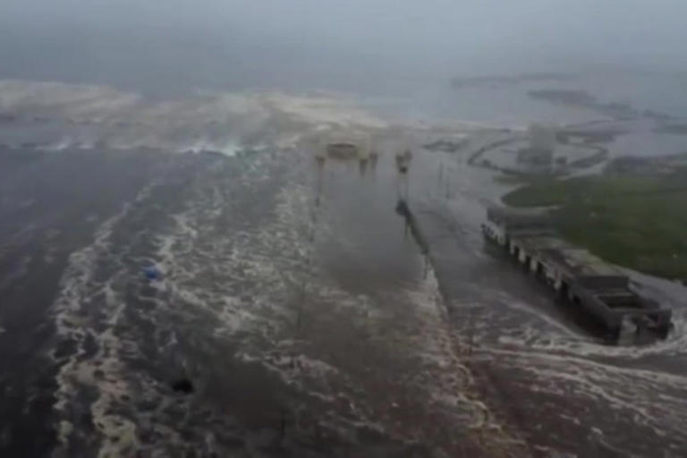 Tsunami footage kamchatka