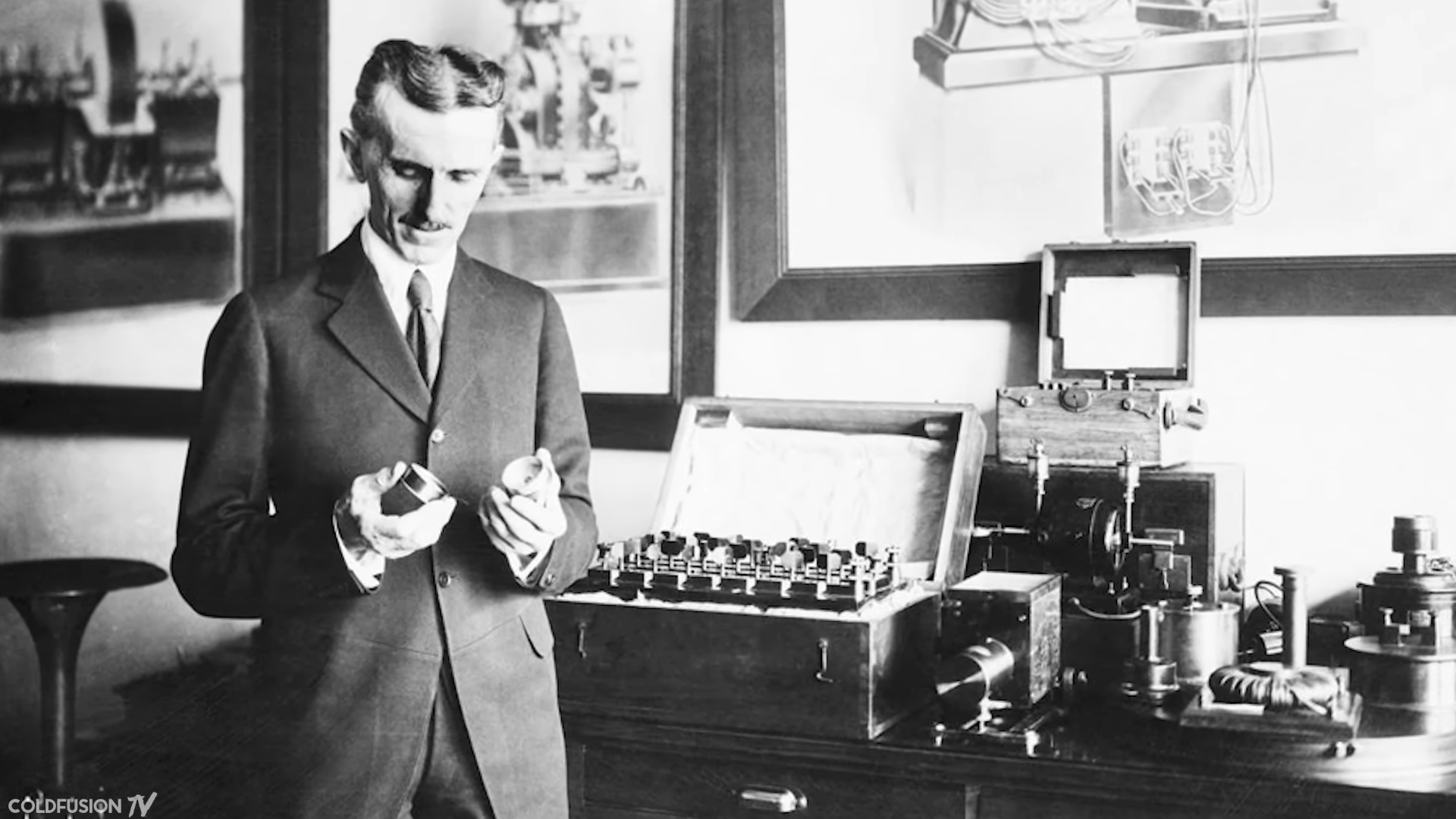 6 People Who Predicted the Future With Shocking Accuracy