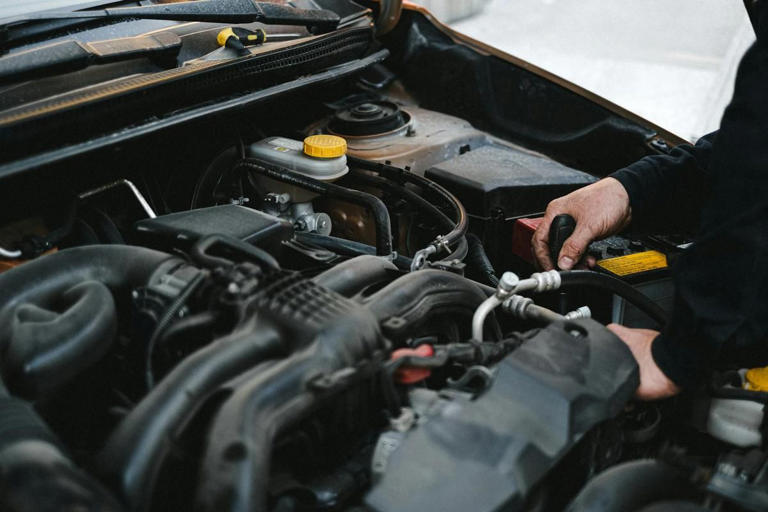 5 Tanda Mobil Kamu Sudah Butuh Tune-up, Jangan Diabaikan!