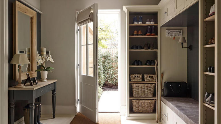 The very British edit: First impressions matter – why the entryway sets ...