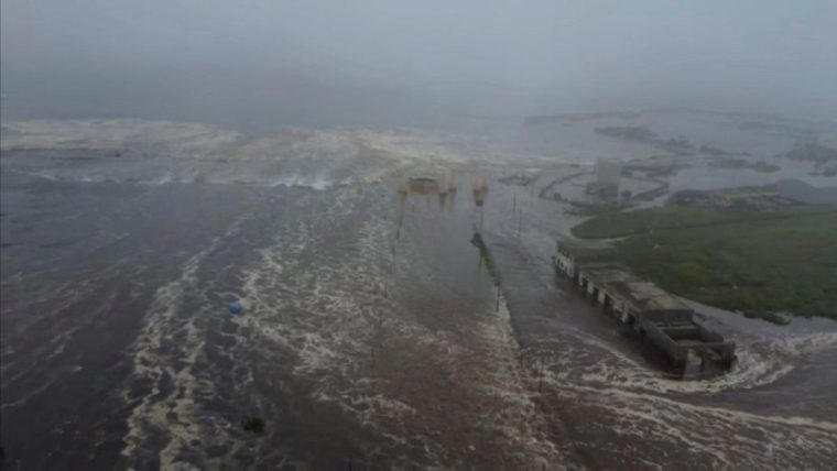 Tsunami russia video