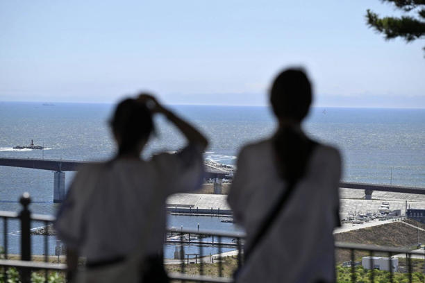 Waves arriving in Japan hours after the earthquake in Russia’s far east were mostly around a foot high or less.