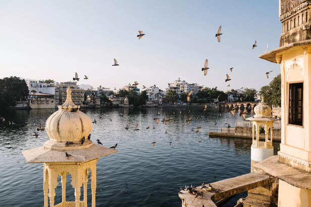 The famous Udaipur lake from 'Ye Jawani Hai Diwani'