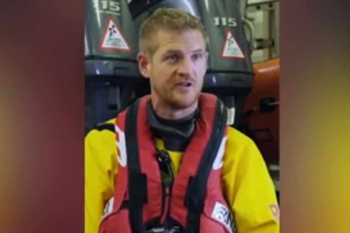 Can You Survive a Hurricane With a Life Jacket? Discover Now