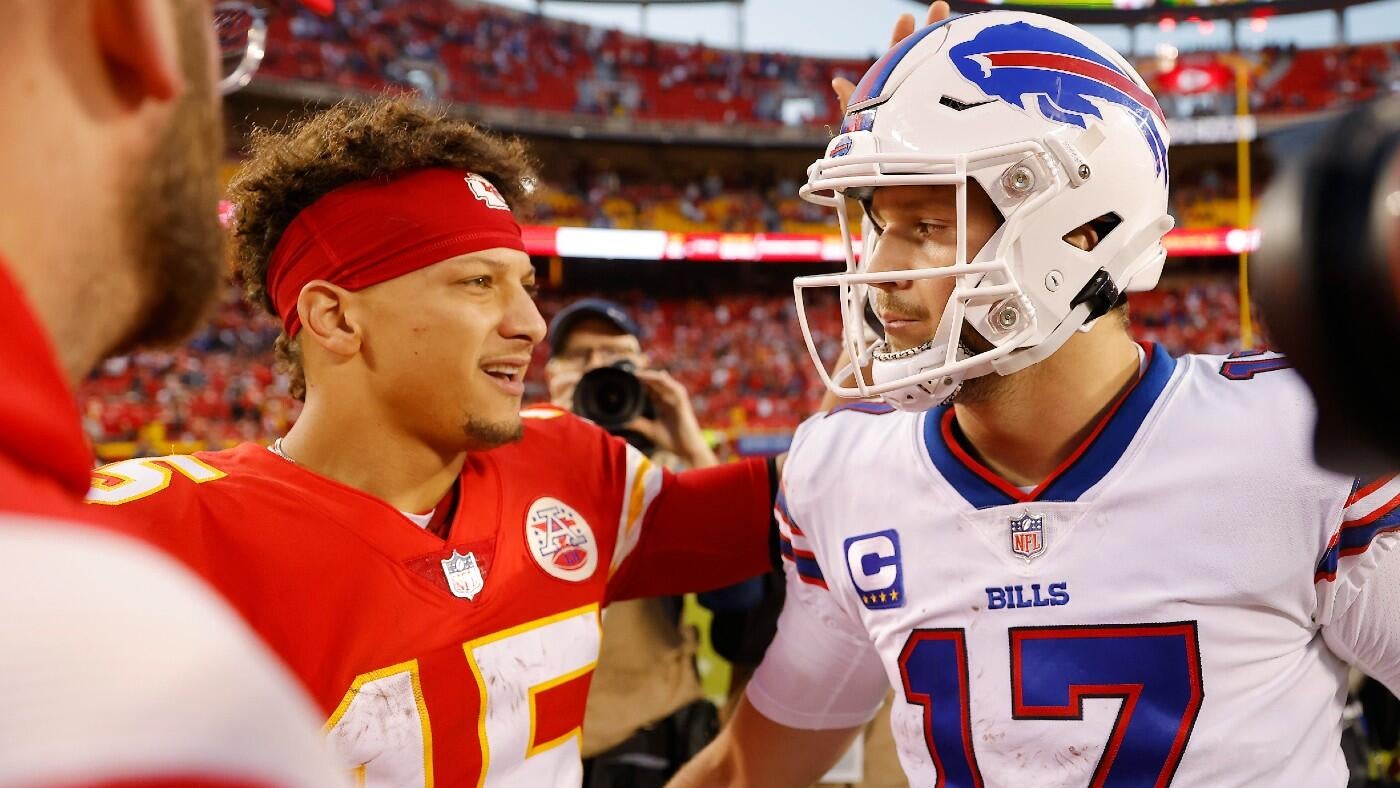 Top 10 NFL players at each offensive position for 2025: CBS Sports ...