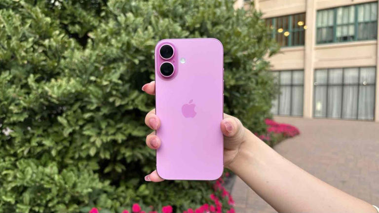 699 for a 128GB iPhone 16? I think you can score a better deal here
