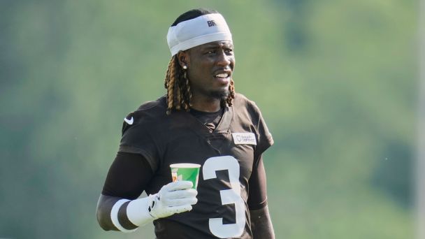 2025 CLEVELAND BROWNS TRAINING CAMP LATEST INTEL UPDATES intelligence overview