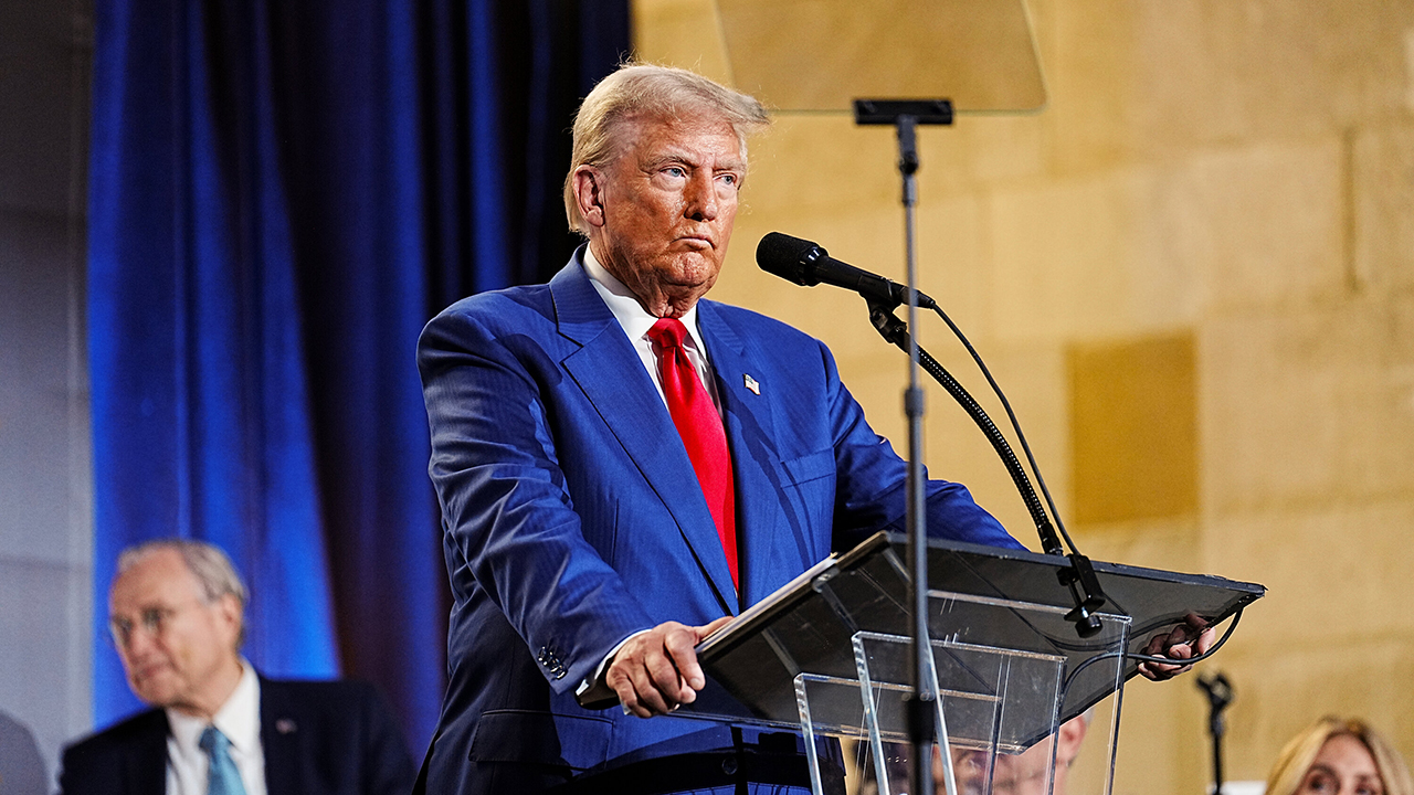 Should U.S. Presidents Be Allowed to Serve Beyond Age 65? The Debate(00)