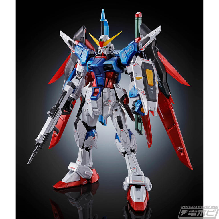 RGデスティニー ＆ ストライクフリーダム［チタニウムフィニッシュ］＋エフェクト SEED DESTINY』チタニウムフィニッシュのガンプラ「RG