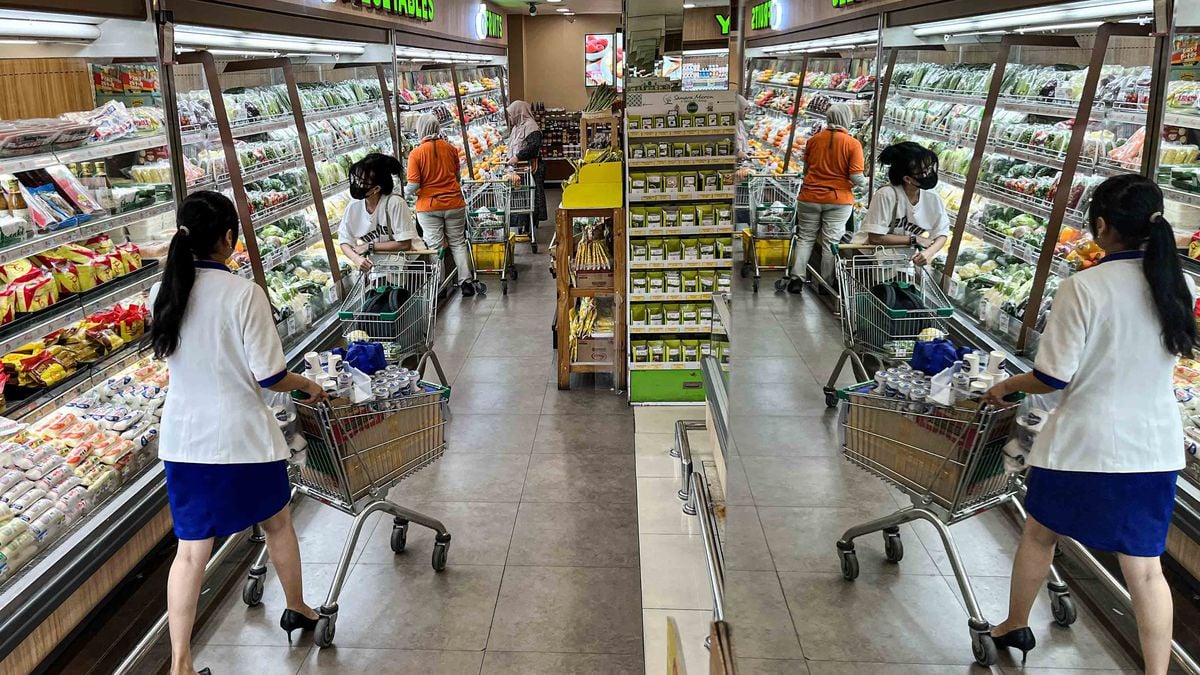 Survei Ipsos: Ekonomi Tekan Masyarakat Jadi Lebih Selektif Menabung