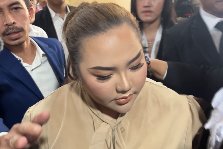 Hari Ini, KPK Periksa Lisa Mariana sebagai Saksi Kasus Bank BJB