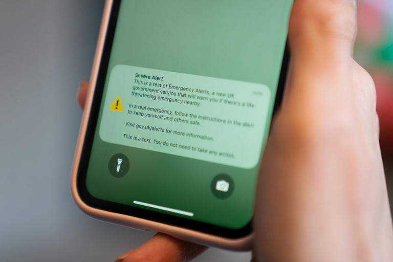 Exact time emergency alert drill will be sent to UK mobile phones - and ...