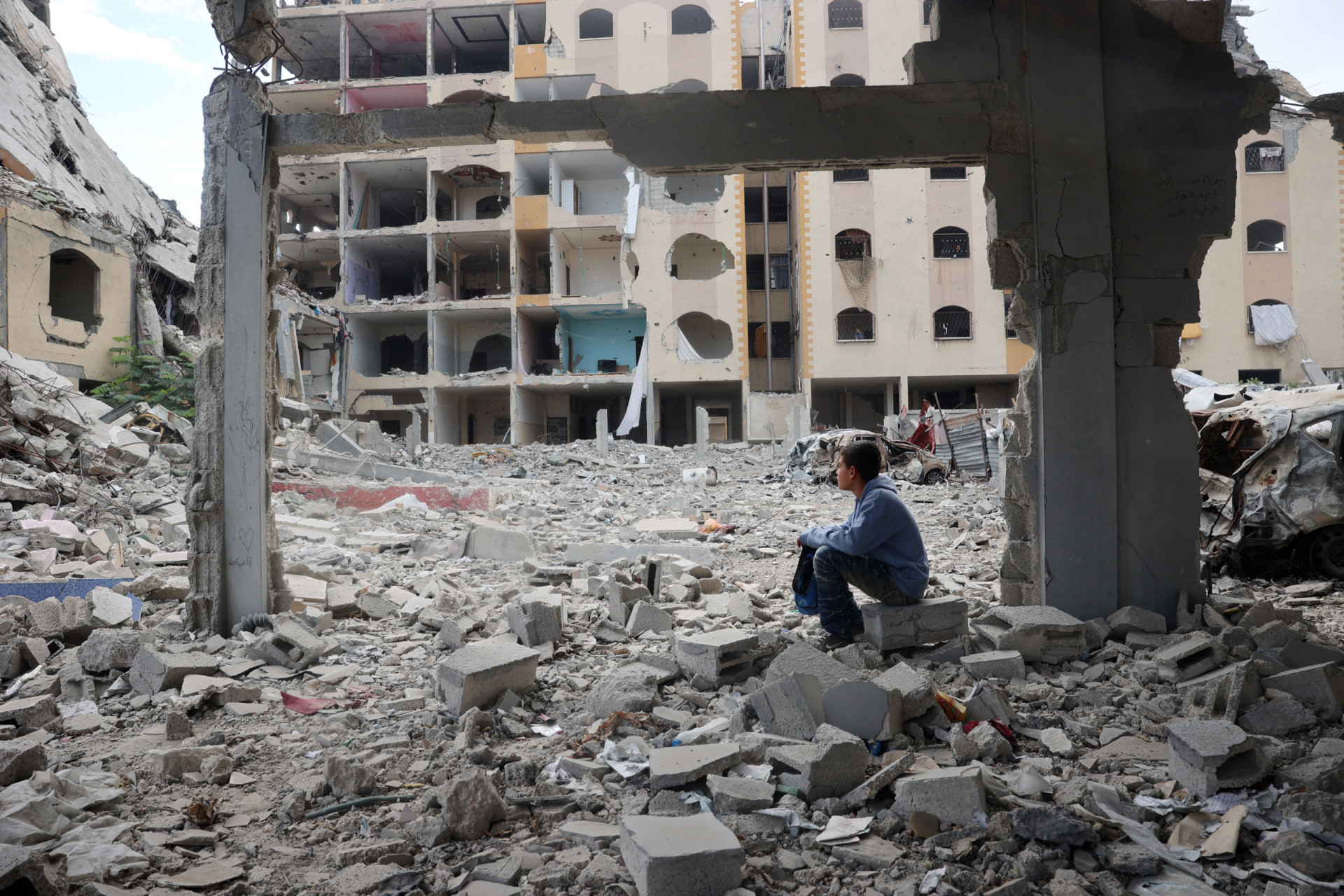 israel-is-using-us-supplied-munitions-in-strikes-on-schools-says-hrw