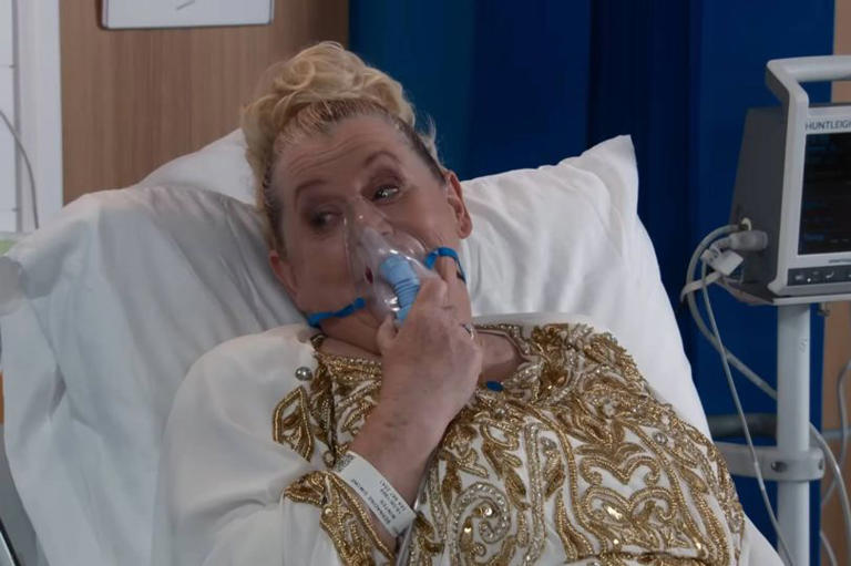 Jane Hazlegrove as Bernie Winter