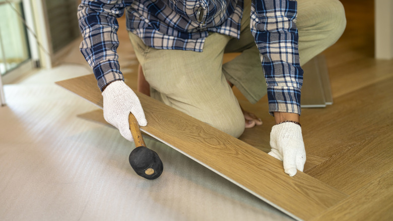 The Vinyl And Limestone Combination Flooring You Have To Try