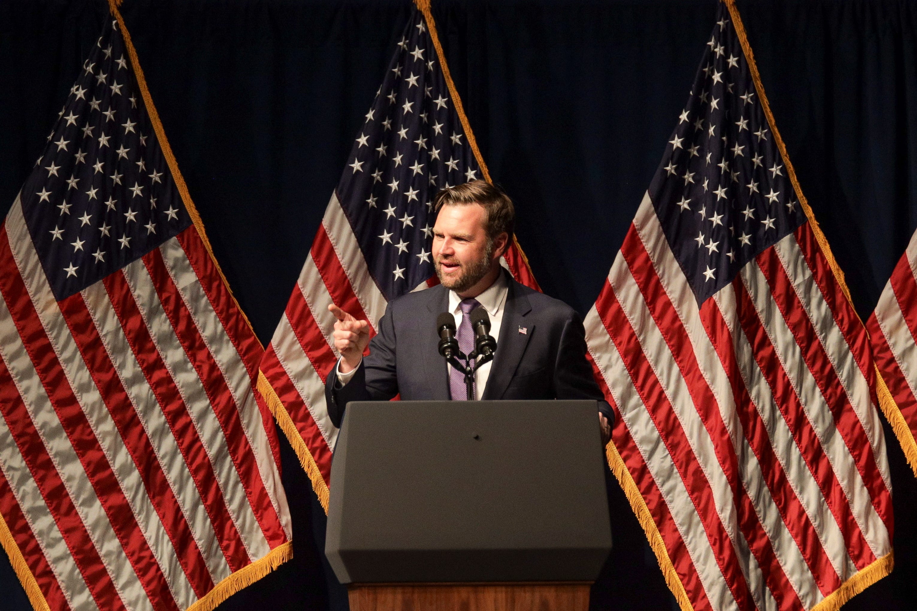 I was on the wrong side. Trump, Vance made me see dark light | Opinion<br><br>