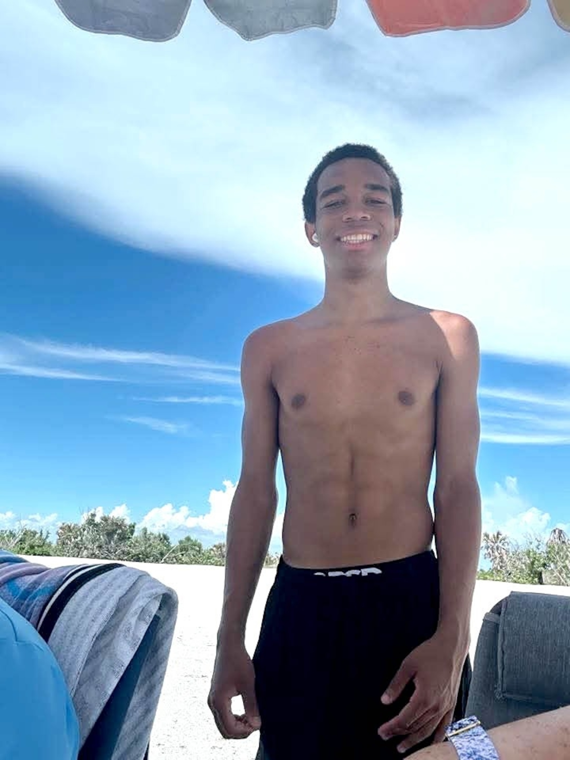 Teen missing for 1 week after going on vacation in Florida found dead