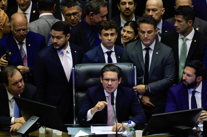 Nikolas, Feliciano, Bia Kicis: Motta encaminha representações que devem render advertência por motim