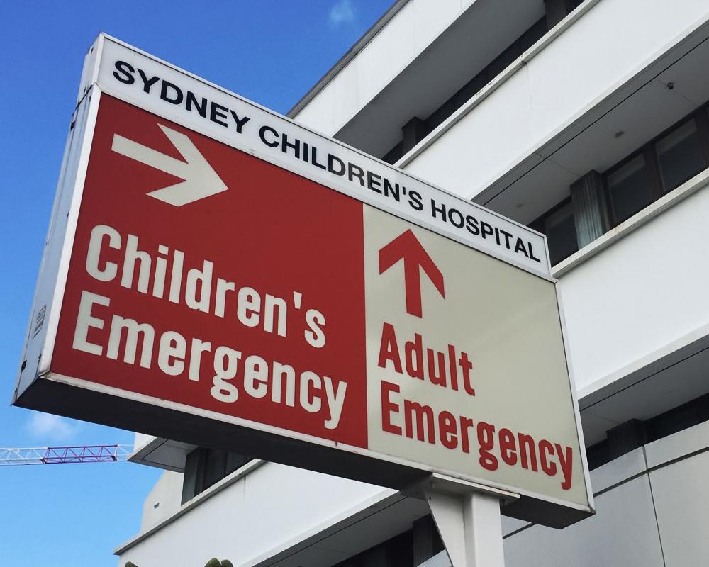 Public urged to avoid hospital unless 'life might be in danger' after record day for Sydney emergency departments