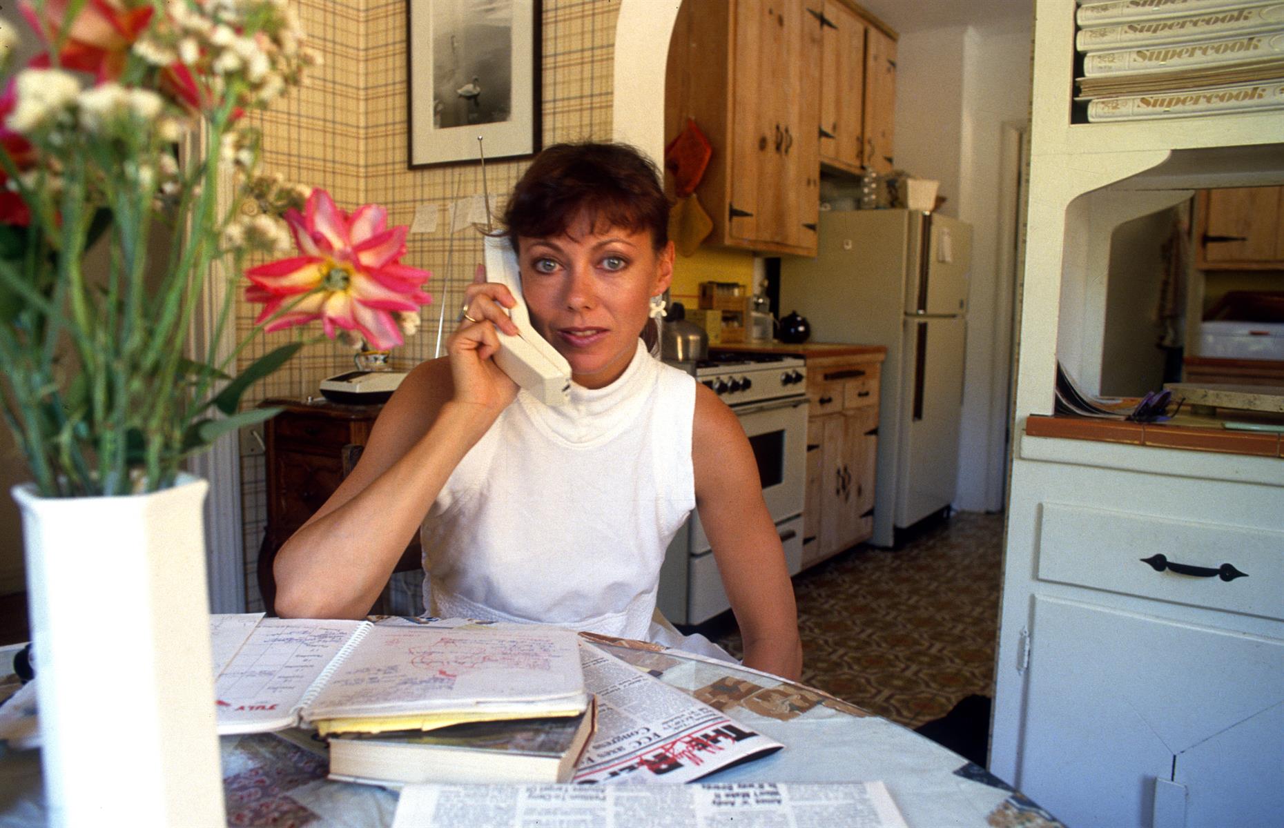 retro-1980s-kitchens-that-will-take-you-back-in-time