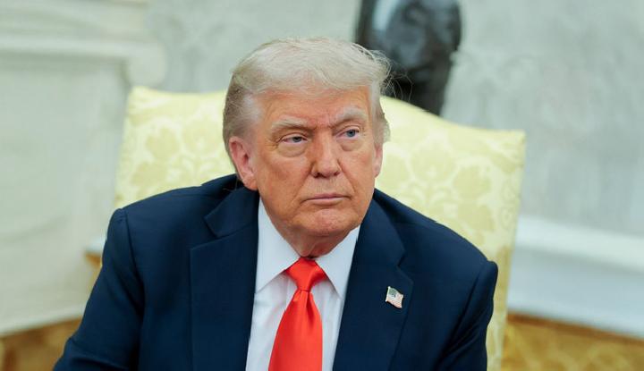 Trump Sebut Energi Hijau sebagai Tipuan