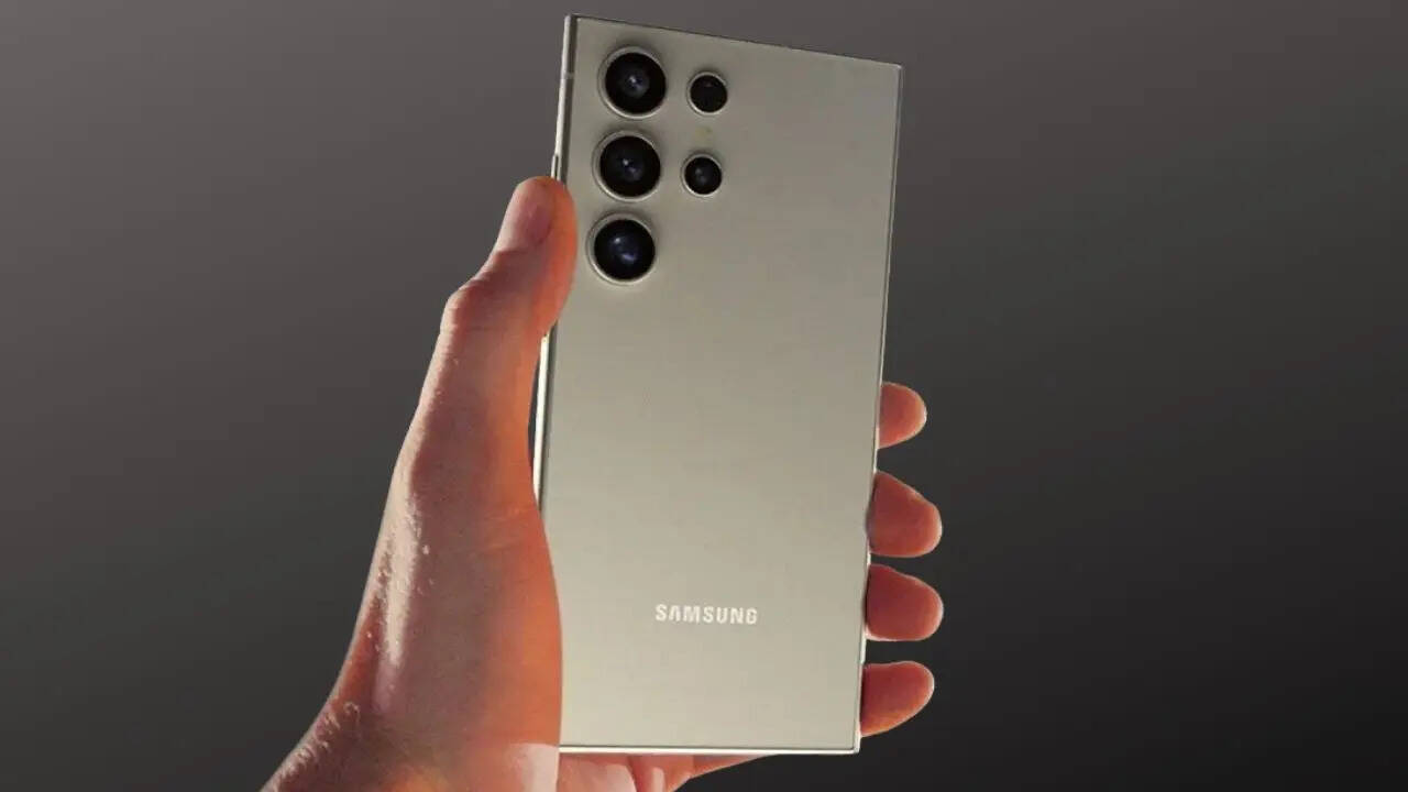 Samsung Galaxy S24 Ultra Gets A Massive Rs 50,000 Price Cut In Amazon