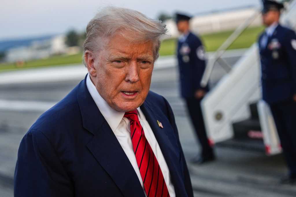 Trump membuka pintu bagi modal ventura dan kripto sebagai opsi rencana pensiun 401(k)