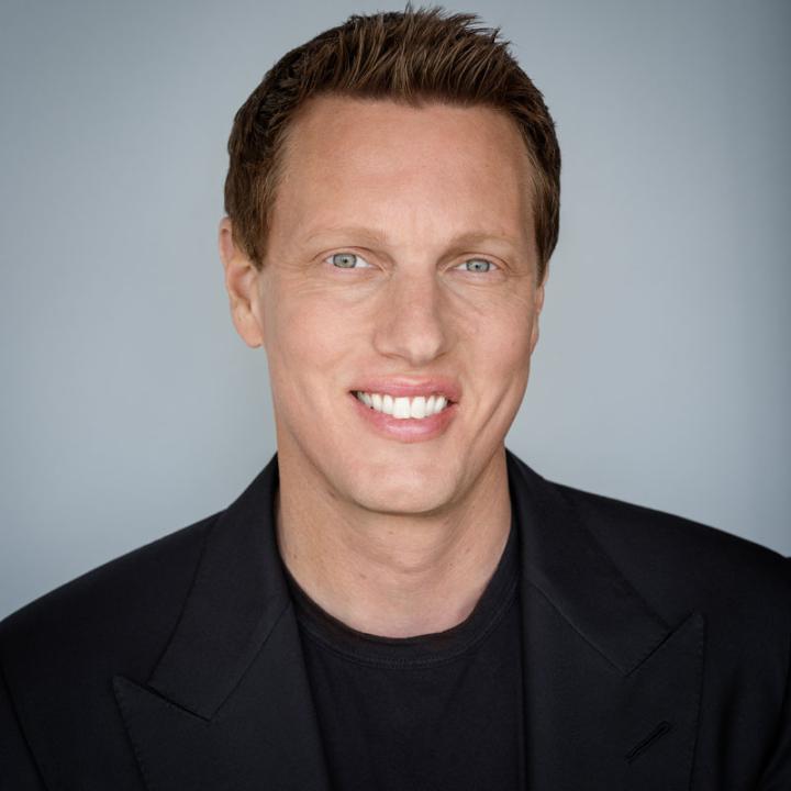 New Paramount chairman David Ellison has quickly made a splash after officially taking over the company last month, including inking a $7.7 billion deal with the UFC. (Paramount)