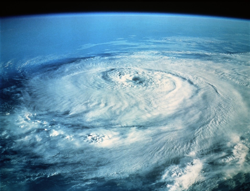 Potential ‘100 Foot’ Waves Headed for U.S. East Coast