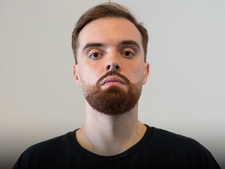 Who Is Ibai Llanos? What To Know About The Twitch Star