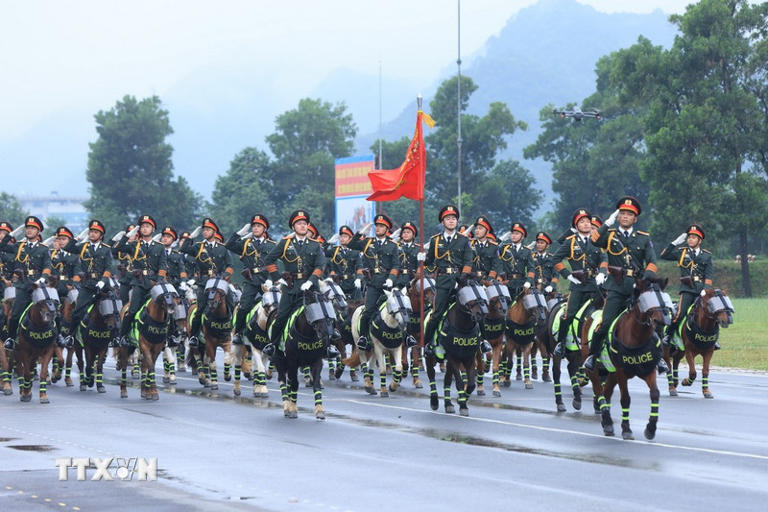 Khối kỵ binh hợp luyện. (Ảnh: Tuấn Anh/TTXVN)