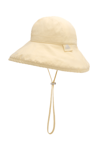 Dr. Emi Arpa Skin x 032c Bucket Hat