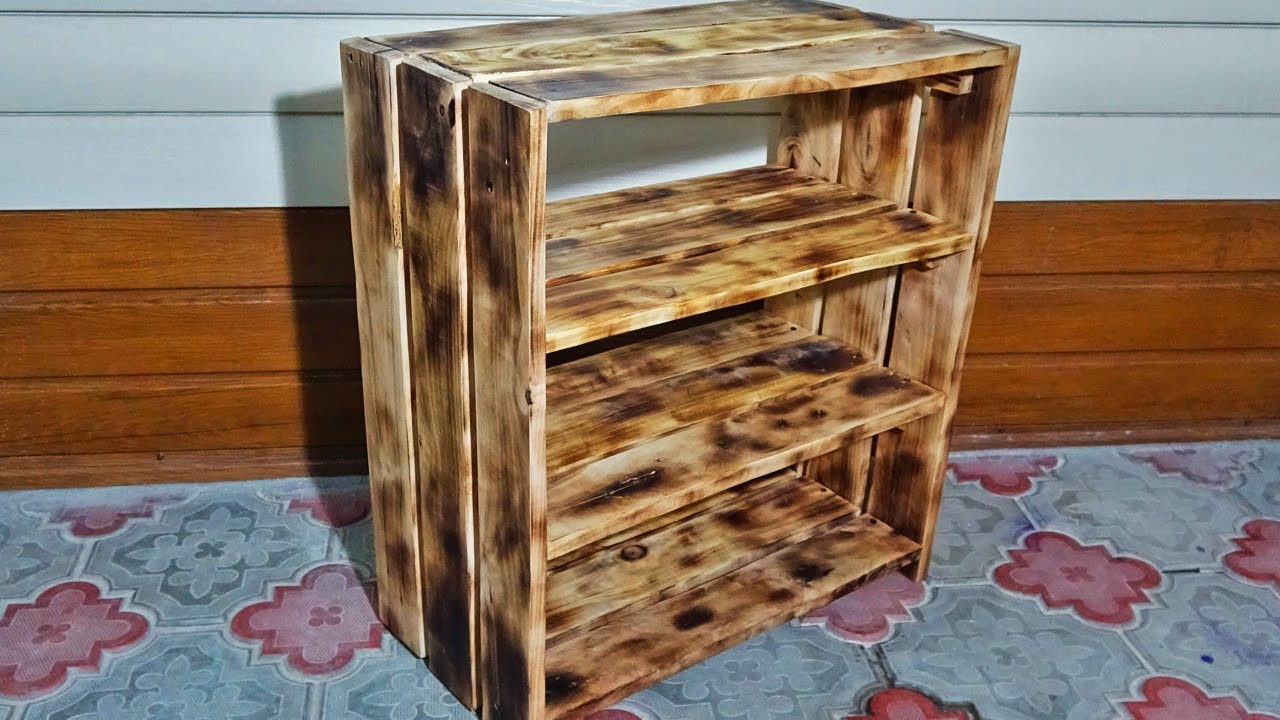 DIY pallet shoe shelf project