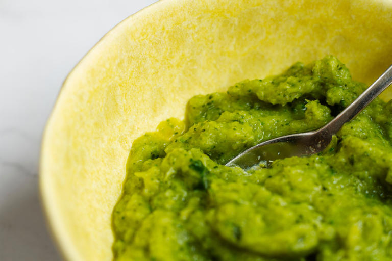 En México, las salsas pueden ser el elemento principal de un platillo o un sabrosos complemento. Foto: Freepik