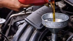5 Tanda Oli Mesin Perlu Diganti Segera