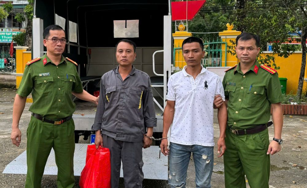 Bắt giữ nhân viên giám sát an toàn lao động vì hành vi trộm cắp